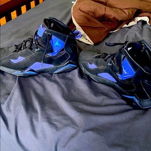 Jordan true flight 7